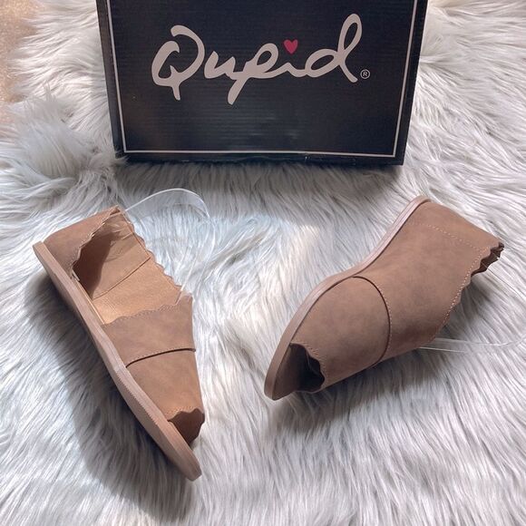 Qupid Cognac Distressed Brown Casual Slip-On Shoes - Picture 4 of 4